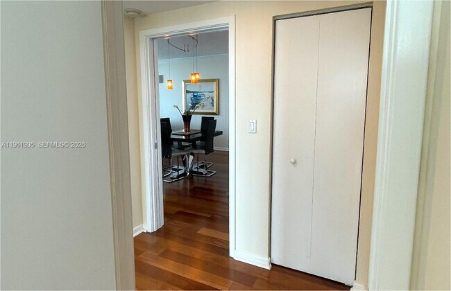 Building Photo - 335 S Biscayne Blvd