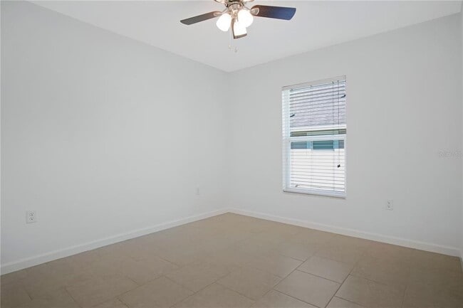 Building Photo - 2034 Honeybell Ave