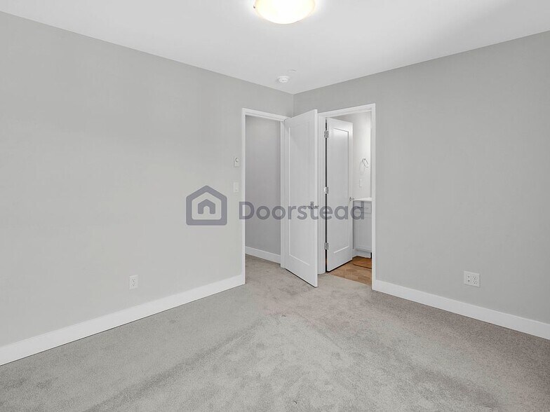 Building Photo - 18755 76th Ave W