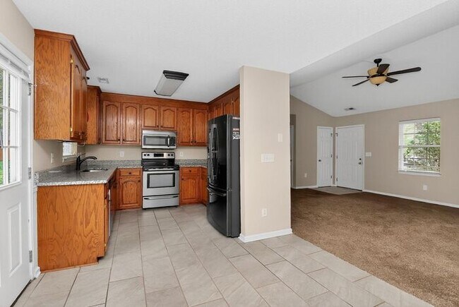 Building Photo - Charming 3BD/2BA Ranch on Large Lot in Indian Trail!