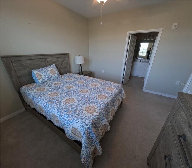 Building Photo - 17626 Gawthrop Dr