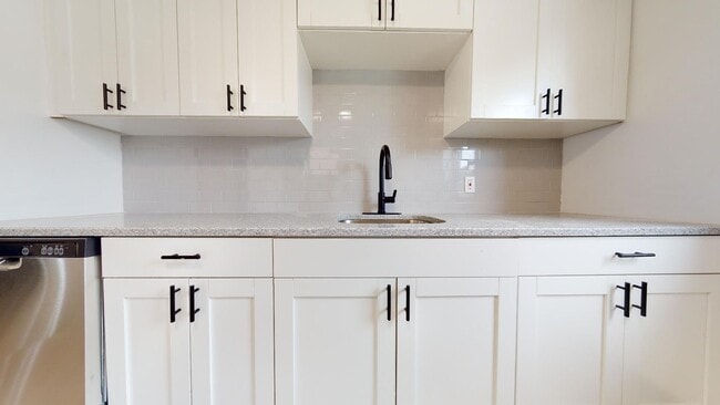 Building Photo - Parma - Ridgewood Lofts - 1 bedroom unit.