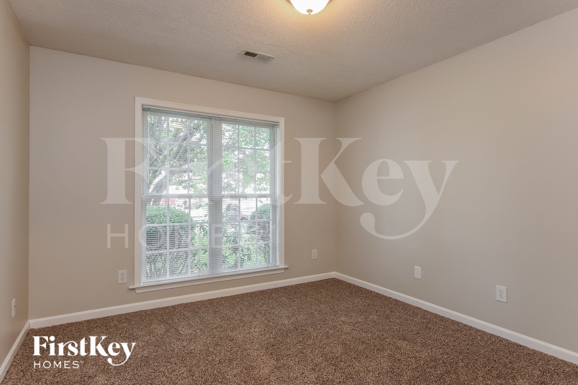 Building Photo - 3508 Bent Trace Dr