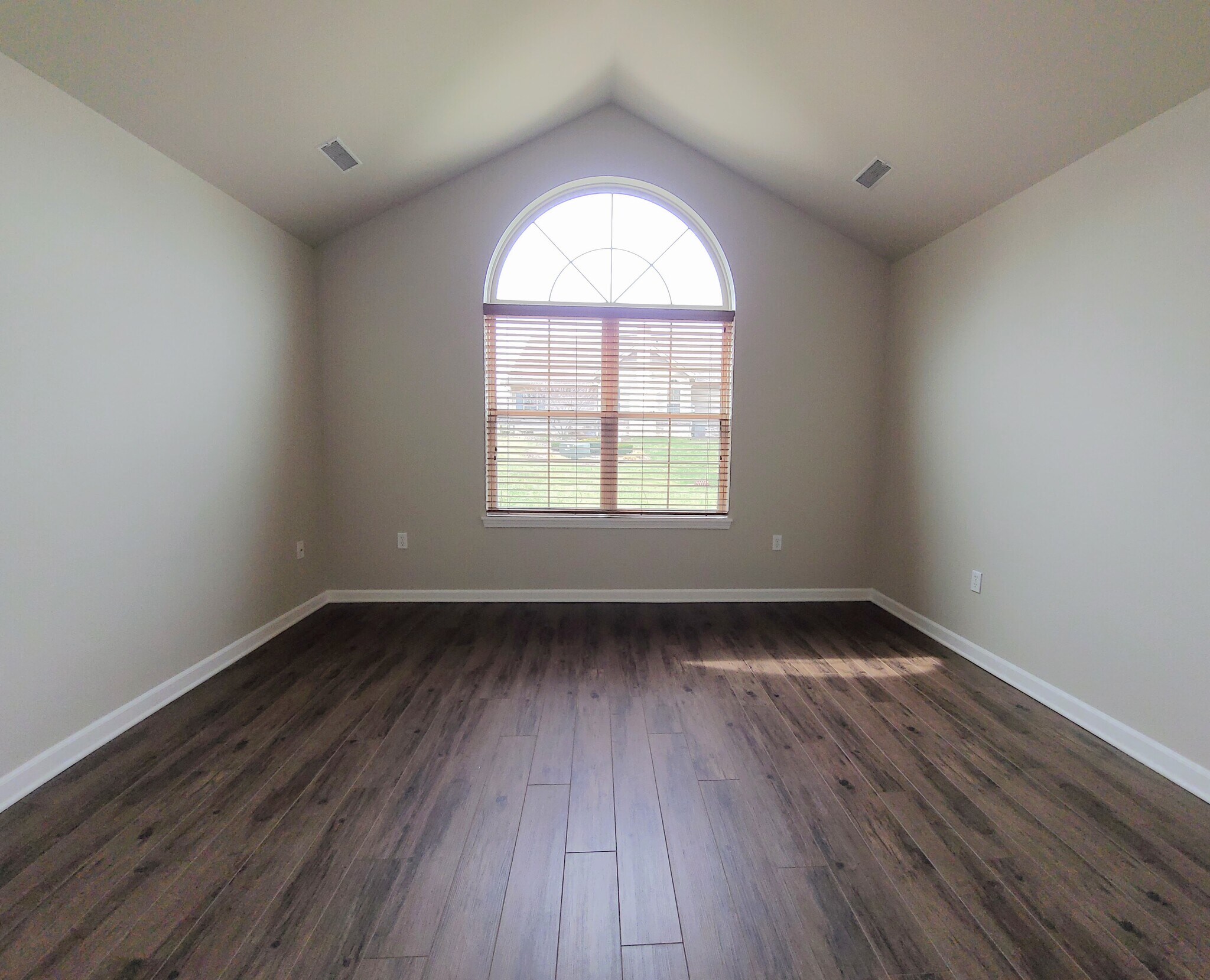 Building Photo - N70W15476 Amberleigh Cir
