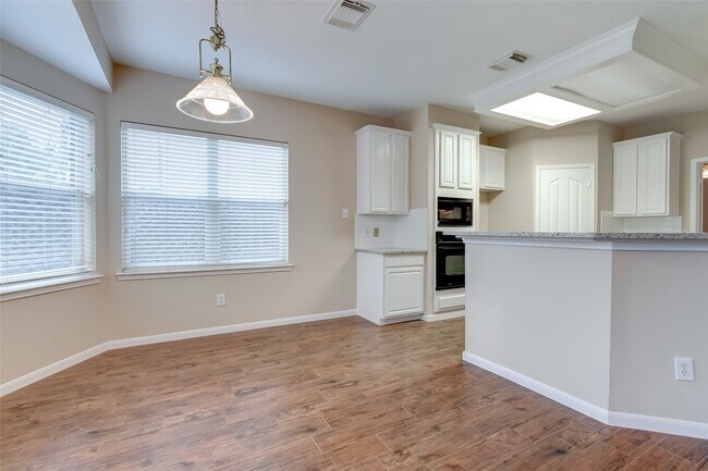 Building Photo - 22415 Rue Canyon Ct