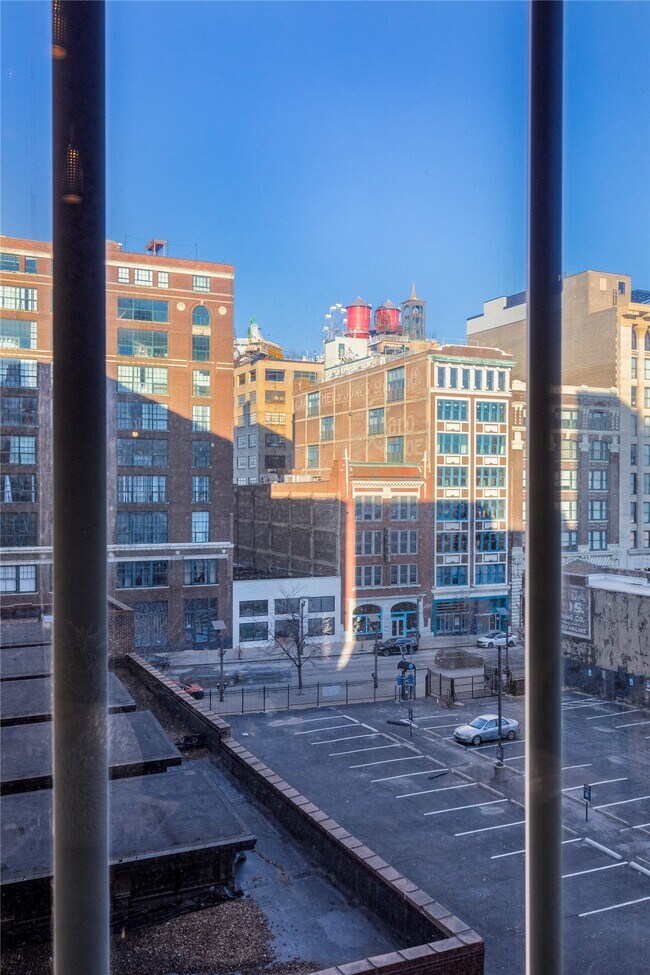 Building Photo - 1511 Locust St