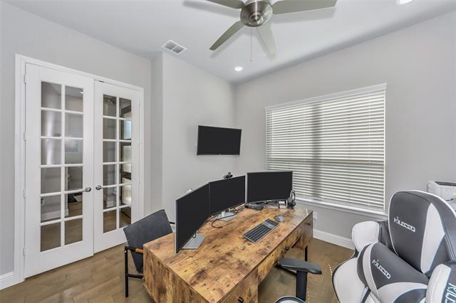 Building Photo - 467 Chambers Pl