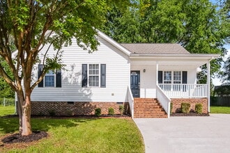 Building Photo - 500 Jaffiley Ct