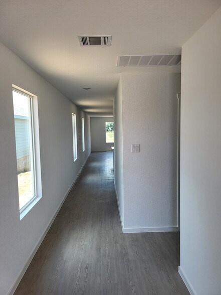 Building Photo - 236 Cowboy Rdg