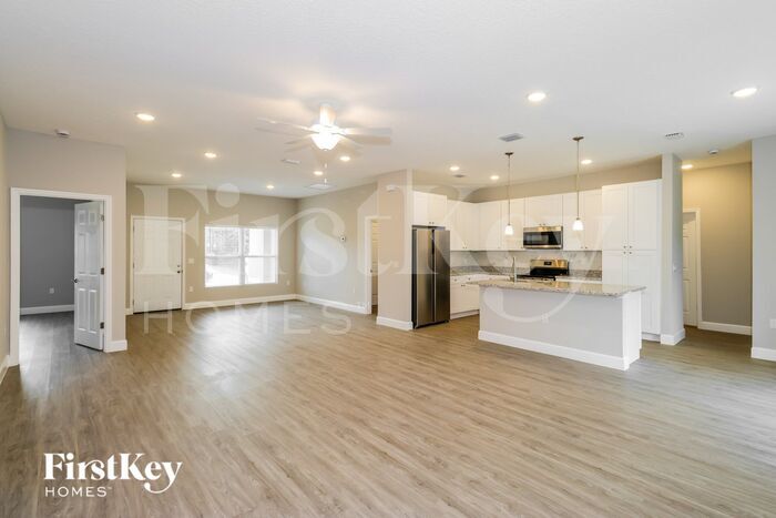 Building Photo - 437 Larino Rd SW