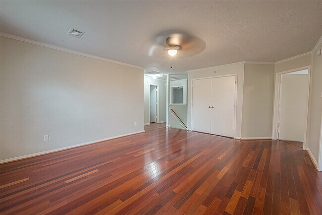 Building Photo - 17523 Coventry Oaks Dr