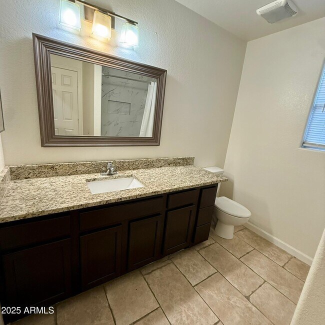 Building Photo - 8172 W Citrus Way