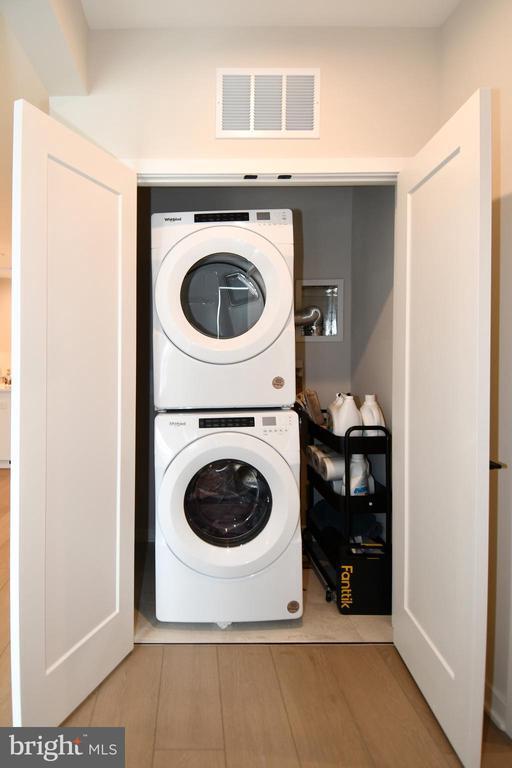 Building Photo - 4771 Sully Pt Ln