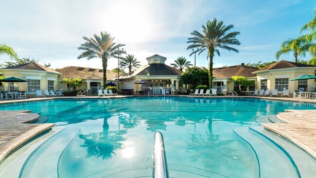 Building Photo - 8159 Fan Palm Way