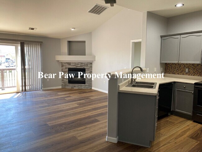 Building Photo - Nice Condo in Littleton!  Close to C470 an...