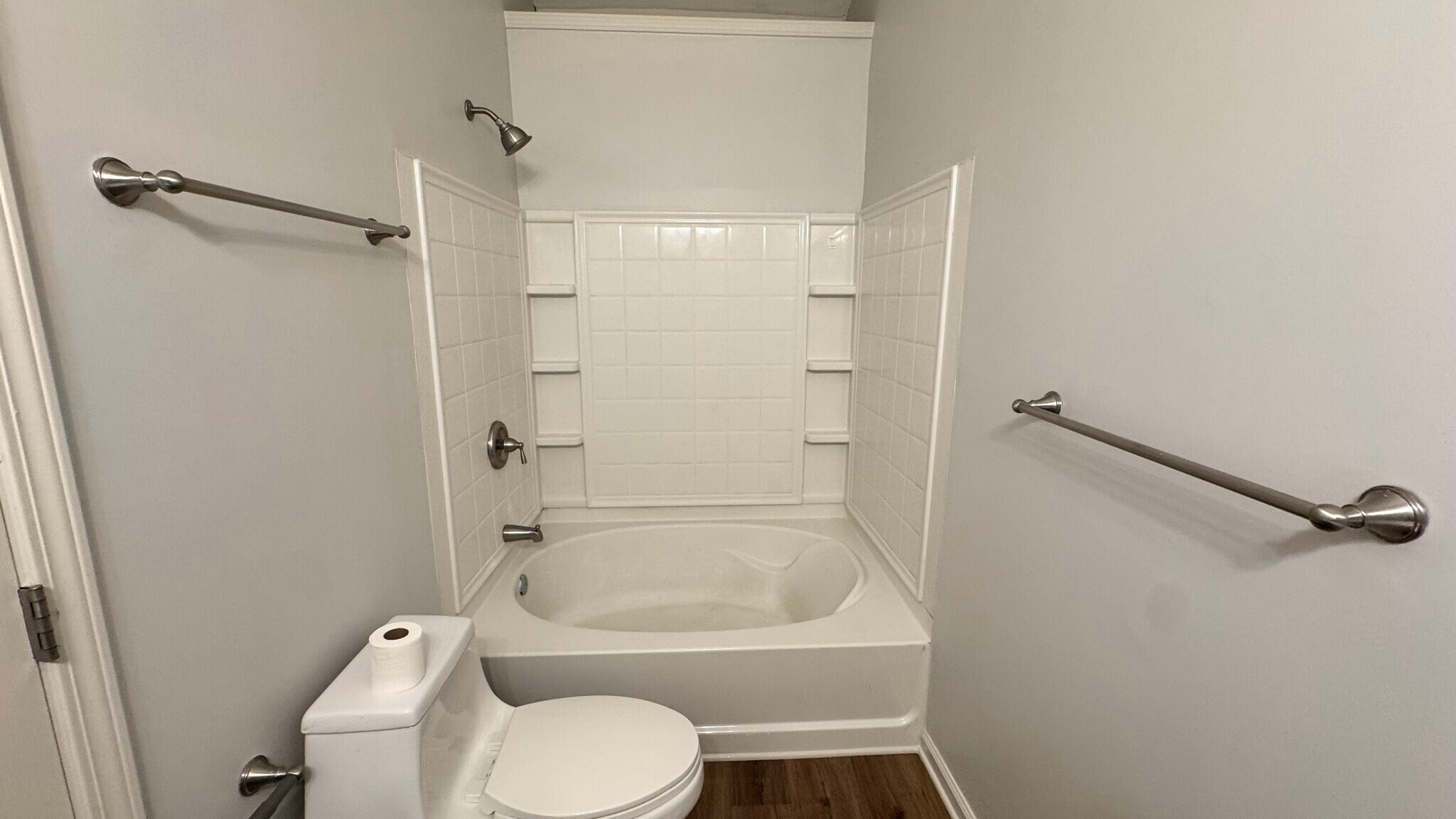 Building Photo - 3385 Hidden Cove Cir