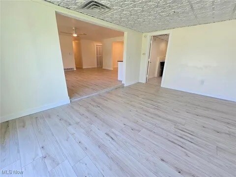 Building Photo - 10306 Winthrop Rd