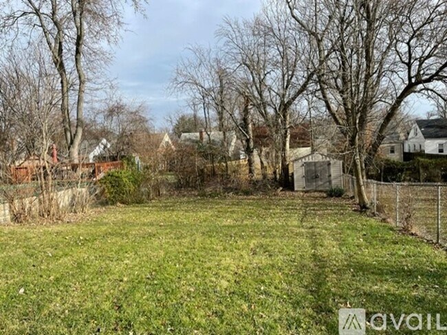 Building Photo - 3 Bedroom 2 Bathroom House In North Colleg...