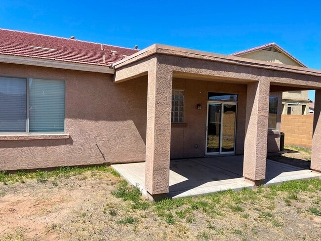 Building Photo - 6913 W Shumway Farm Rd