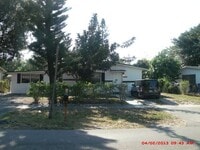 Building Photo - 1859 Lauderdale Manor Dr