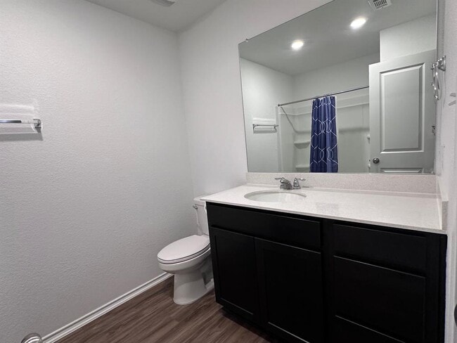 Building Photo - 1140 Cattail Ln