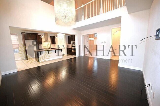 Building Photo - 11348 N Via Ventana Way