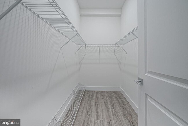 Building Photo - 758 N Uber St