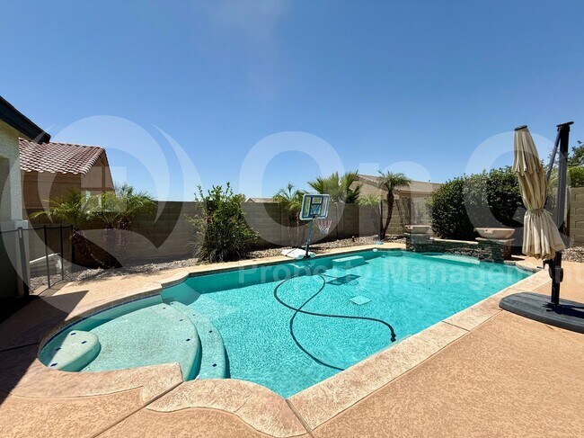 Building Photo - 11434 E Cliffrose Ln