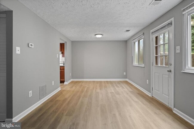 Building Photo - 8353 Fern Leaf Ct