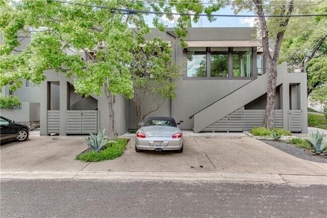 Primary Photo - Luxury Living: De Saligny Condo - prestigi...