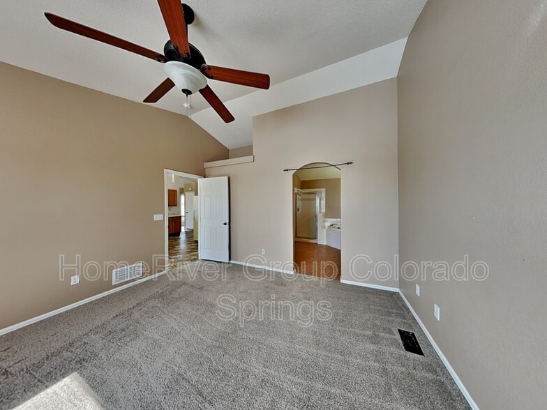 Building Photo - 8563 Garrison Rd