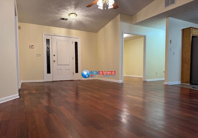 Building Photo - Nice 3-bedroom ranch in Decatur