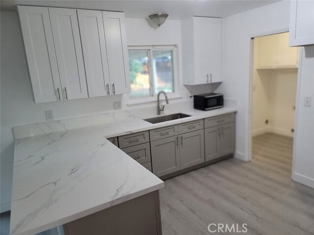 Building Photo - 6984 Center St