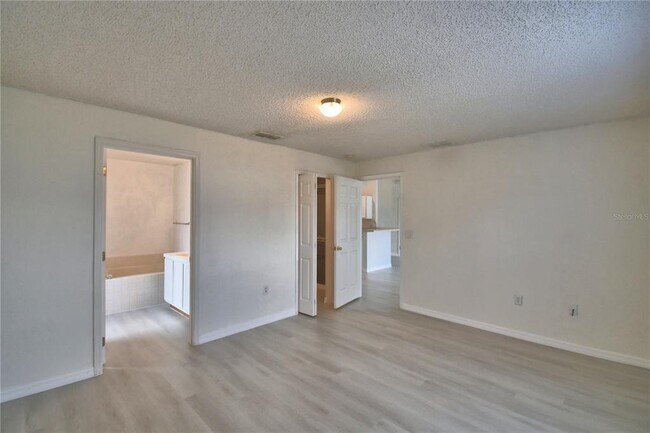 Building Photo - 116 Briarcliff Dr