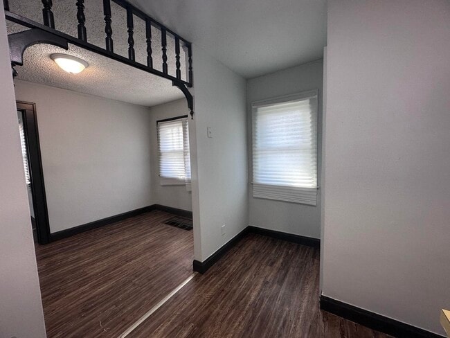 Building Photo - 28 Delaware-