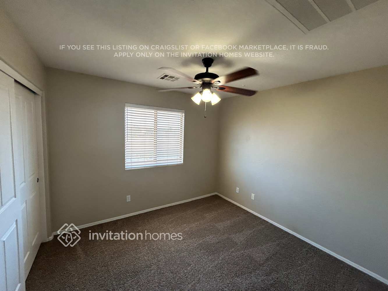 Building Photo - 6707 W Desert Ln