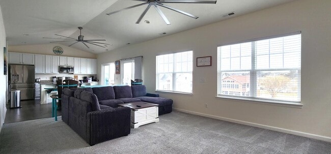 Building Photo - 3238 Dock Ct