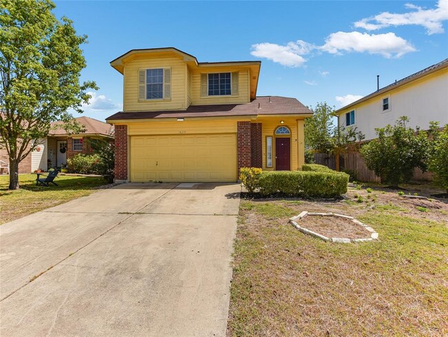 Primary Photo - 305 N Heatherwilde Blvd