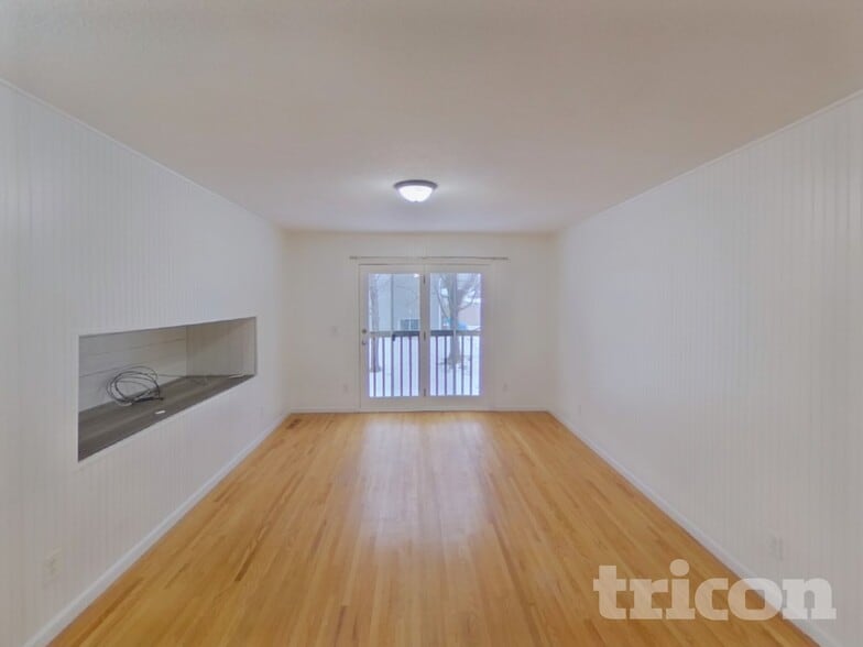 Building Photo - 3200 Jurdy Ct S