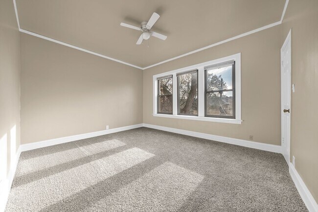 Building Photo - 7751 S Saginaw Ave