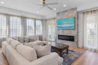 Building Photo - 20 St Francis Dr S