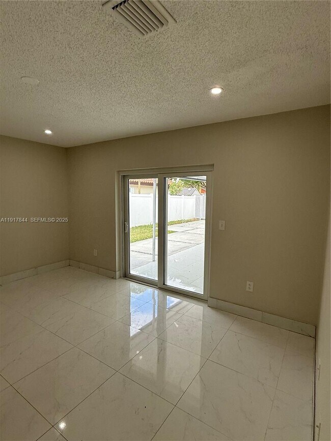 Building Photo - 14480 SW 112th St