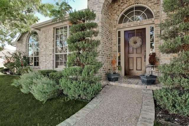 Building Photo - 6352 Rolling Hill Rd