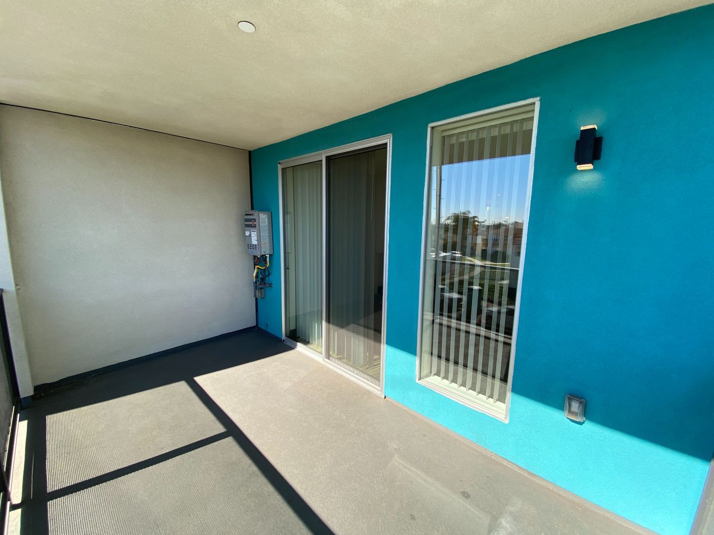 Building Photo - 6923 Kittyhawk Ave