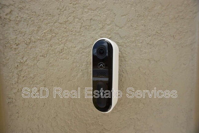 Building Photo - 3183 Cup Dr