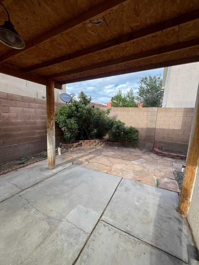 Building Photo - 7505 Treviso Ct NE