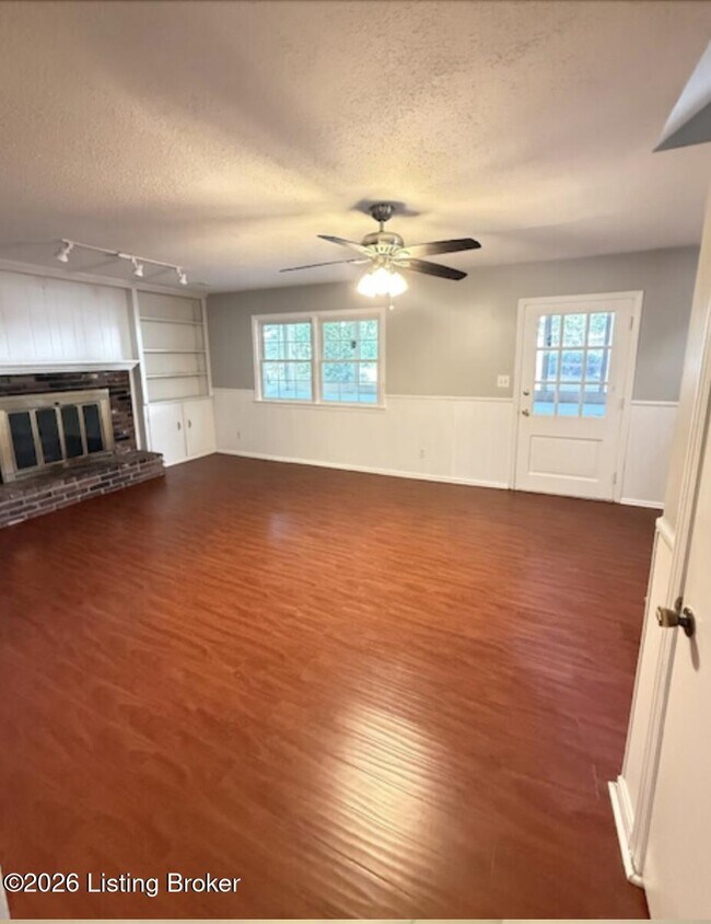 Building Photo - 7319 Keisler Way