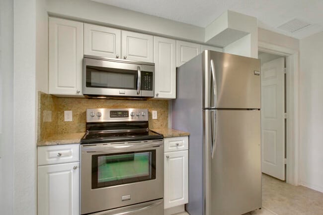 Building Photo - 2726 Anzio Ct