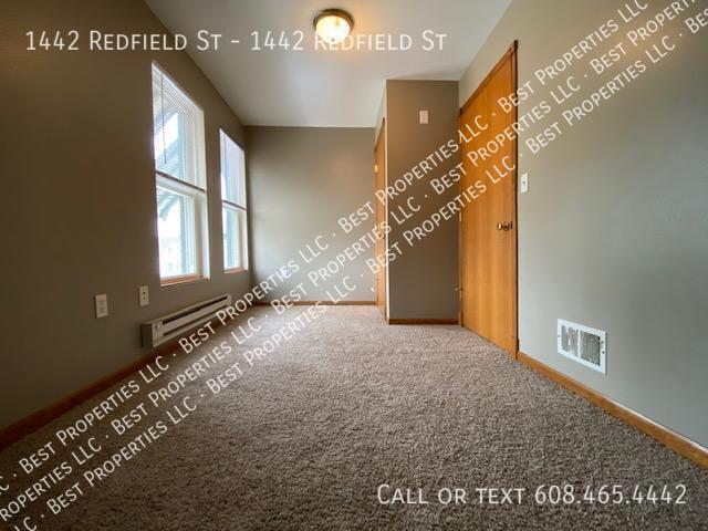 Building Photo - 1442 Redfield St