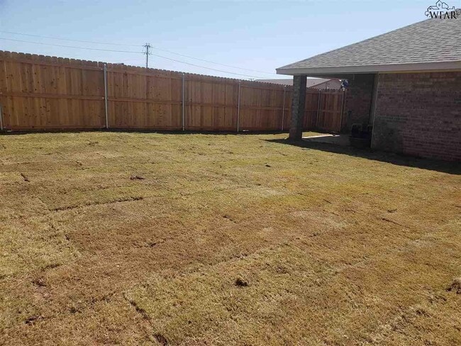 Building Photo - 1506 Hursh Ave